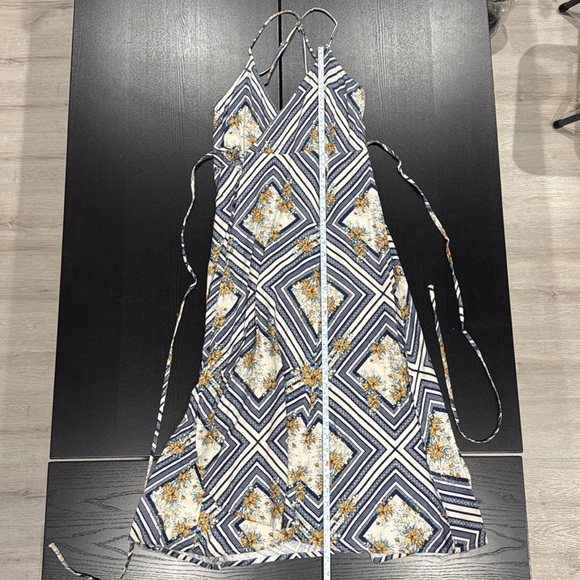 O'Neill Leelee Light Beige Print Wrap Dress - XS - Picture 11 of 13